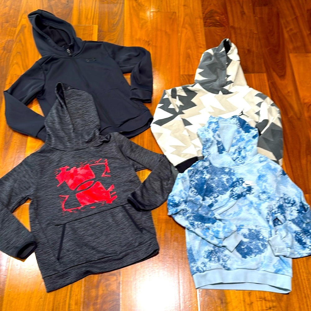 Boys Lot of 3 hoodies and one zip up - Nike & Under Armor